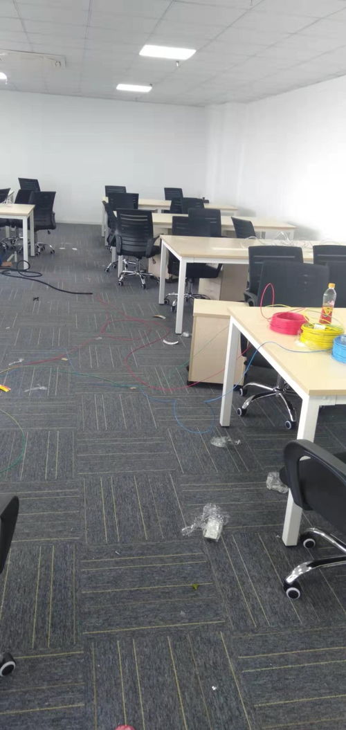 寶山區(qū)電路燈具維修服務(wù) 專修跳閘、短路、不通電及保險(xiǎn)絲燒焦等問(wèn)題，上海房屋維修承接總公司業(yè)務(wù)